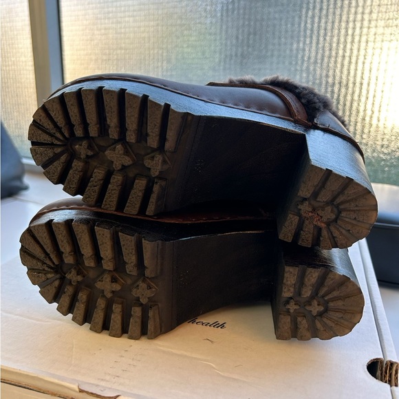 No. 6 Brown Fur lined boots. Brand new - Picture 4 of 6
